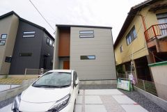 JR宇美駅まで自転車で約10分（1.5ｋｍ） 桜原小学校徒歩10分。宇美東中学校徒歩11分。