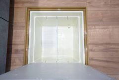 キッチンに床下収納があります。長期保存ができるもの、調理器具、防災グッズを入れておくのもいいですね。