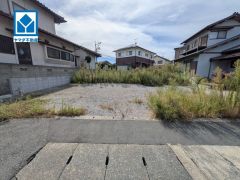 宇美小学校まで徒歩約16分（約1.2ｋｍ）。新生活におススメな物件をご紹介させていただきます＾＾是非お問合せ下さい＾＾