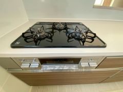 3口コンロなので、効率よくお料理が楽しめます。毎日のお料理も楽しくなりますね＾＾