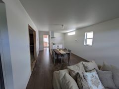 断熱性能の窓ガラスを採用。省エネ、光熱費カットにも貢献します。 夏は涼しく、冬は暖かく快適に過ごせます。