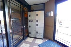 宅配ボックス完備。