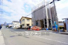 前面道路は北西側約9.8ｍ。西鉄天神大牟田線「白木原」駅徒歩1分＾＾