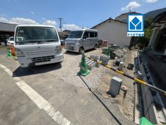 ＪＲ篠栗線「篠栗」駅徒歩10分＾＾久山イコバス「篠栗駅前」停徒歩12分＾＾