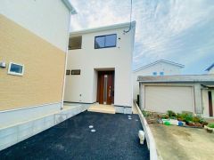 西鉄バス「庄」停まで徒歩5分。ＪＲ篠栗線篠栗駅徒歩8分。