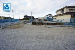 全居室南向きで日当たり良好。ＪＲ日田彦山線「田川後藤寺」駅徒歩15分。コンビニまで徒歩6分＾＾