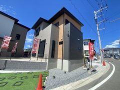 設備仕様も充実した新築戸建です。快適でゆとりのある生活空間で新生活を始めましょう^^