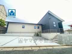 西鉄バス「水城台南」停徒歩1分。 イオン大野城ショッピングセンターまで車で約11分。（3.5ｋｍ） コンビニ徒歩9分。スーパー徒歩10分。