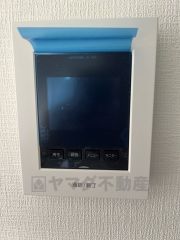 防犯性、セキュリティ対策に安心できるテレビモニター付きインターフォンです。セールスマン対策にもなり安心できます。