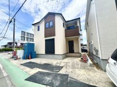 西鉄バス粕屋中央小学校前停徒歩9分＾＾ＪＲ篠栗線とＪＲ香椎線2沿線利用可能＾＾