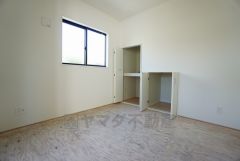 ＬＤＫに隣接する和室です。様々な使用用途で活躍しそうです。