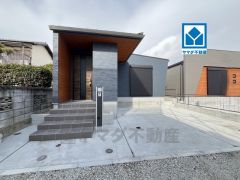 西鉄バス「都府楼公民館前」停まで徒歩5分＾＾平屋。LDK広々17.5帖＾＾オール電化＾＾エアコン付き＾＾