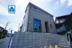 敷地面積広々57坪。 コンビニまで徒歩2分。スーパーまで徒歩9分。