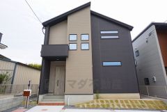 JR宇美駅まで自転車で約10分（1.5ｋｍ） 桜原小学校徒歩10分。宇美東中学校徒歩11分。