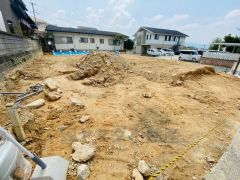 カースペース並列2台＾＾ ご夫婦でお車を1台ずつ所有出来ます＾＾ イオンモール筑紫野まで車で約12分（3.7ｋｍ）