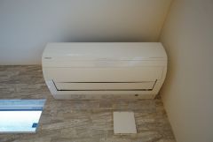 エアコン付きです＾＾快適な空間でご家族がリビングに集まる機会も多くなりそうですね＾＾