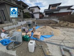 ＪＲ香椎線「新原」駅徒歩10分。コンビニ・スーパー徒歩9分圏内＾＾