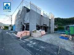 敷地58坪。イオン穂波ショッピングセンター車で約8分（2.4ｋｍ）駐車4台＾＾設備仕様も充実＾＾