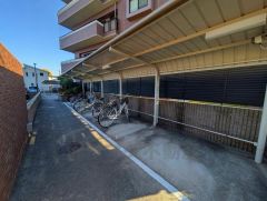 駐輪場、バイク置場(屋外）