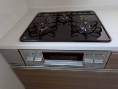3口コンロなので、効率よくお料理が楽しめます。毎日のお料理も楽しくなりますね＾＾