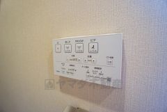 いつも綺麗に清潔に^^ウォッシュレット付きトイレです。