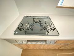 3口コンロなので、効率よくお料理が楽しめます。毎日のお料理も楽しくなりますね＾＾