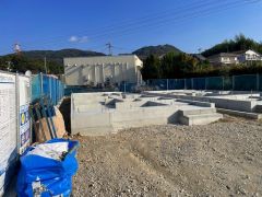 西鉄バス「今里」停徒歩5分。コンビニまで徒歩2分＾＾スーパー・ドラッグストア徒歩7分圏内＾＾