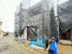 西鉄二日市駅徒歩6分、都心へのアクセス良好。スーパーやコンビニなども近く周辺環境充実。