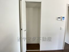 パントリー完備。食器やキッチン用品、食料品の保存に便利です＾＾