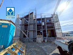 コンビニ・ドラッグストアまで徒歩9分圏内＾＾