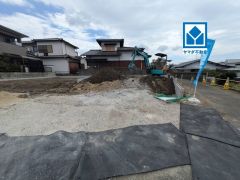 ＪＲ香椎線「新原」駅徒歩10分。コンビニ・スーパー徒歩9分圏内＾＾
