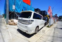 カースペース3台分。ご夫婦で1台ずつと友人や急な来客があっても安心です＾＾穂波東IC入口（八木山バイパス）まで車で約9分。遠出のお出かけに便利＾＾