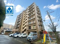 イオン大野城ショッピングセンターまで車で約4分（1.3ｋｍ）ショッピングや映画鑑賞などを楽しめます＾＾