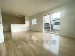 将来にわたって住みやすくプランニングを重ねて設計された間取で日々の生活をしやすい導線を考えた居住空間を創り上げております＾＾