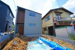 JR宇美駅まで自転車で約10分（1.5ｋｍ） 桜原小学校徒歩10分。宇美東中学校徒歩11分。