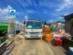 カースペースは停めやすい並列駐車2台つきです。