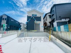 ＪＲ香椎線、地下鉄空港線、ＪＲ篠栗線の3沿線利用でき通勤や通学などに便利です＾＾コンビニ・ドラックストアまで徒歩10分圏内＾＾