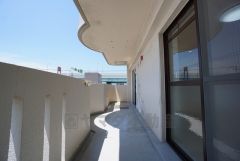 お洗濯物を干すスペースとしても十分な広さがあります。  お天気の良い日はお洗濯物がよく乾きそうな日当たり良好のバルコニー＾＾