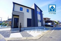 コンビニ・ドラッグストア・ショッピングセンターまで徒歩5分圏内＾＾