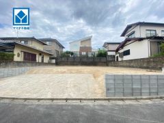 西鉄バス「長浦台東」停徒歩3分＾＾コンビニ・スーパー・ドラッグストア徒歩9分圏内＾＾周辺環境充実＾＾