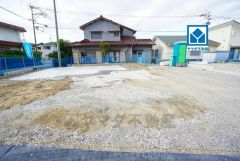 コンビニまで徒歩5分、ドラッグストアまで徒歩12分。田川市コミュニティバス「川宮」停徒歩5分＾＾