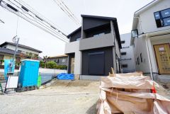 西鉄五条駅まで徒歩約12分（900ｍ）