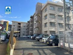 2022年12月リフォーム完了。西鉄「西月隈」停まで徒歩4分。博多駅までバス乗車後20分。ドン・キホーテまで徒歩2分とお買い物が便利＾＾