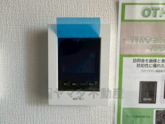 防犯性、セキュリティ対策に安心できるテレビモニター付きインターフォンです。セールスマン対策にもなり安心できます。