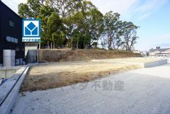 西鉄バス熊崎停徒歩3分＾＾篠栗線原町駅徒歩9分＾＾コンビニ徒歩5分。小学校徒歩6分＾＾お子様いても安心＾＾