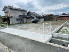 コンビニ徒歩5分、スーパー徒歩7分＾＾