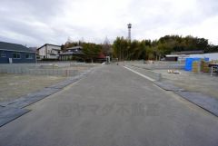 前面道路は車通りも少なく、安全性も確保＾＾