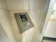 オートロック完備。セールスマン対策にもなり安心できます。
