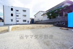 西鉄五条駅まで徒歩約12分（900ｍ）