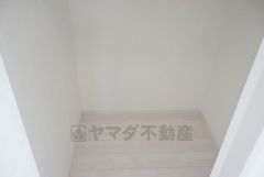 同仕様写真。洗面室収納あり。タオルや洗剤などの収納に便利です＾＾